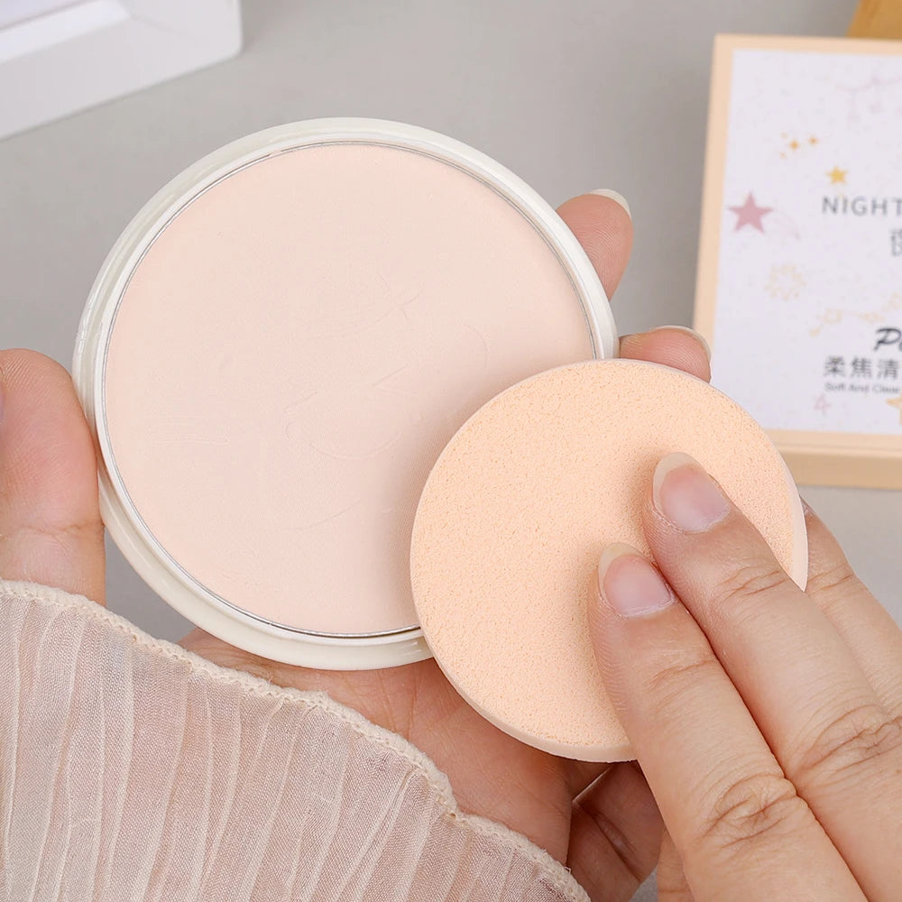 Waterproof Oil Control Makeup Powder Moisturizing Brightening Press Powder Nature Light Breathable Lasting Setting Loose Powder